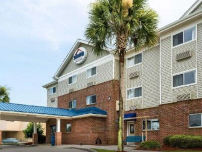 Suburban Extended Stay Hotel Naval Base Area Warrington Esterno foto