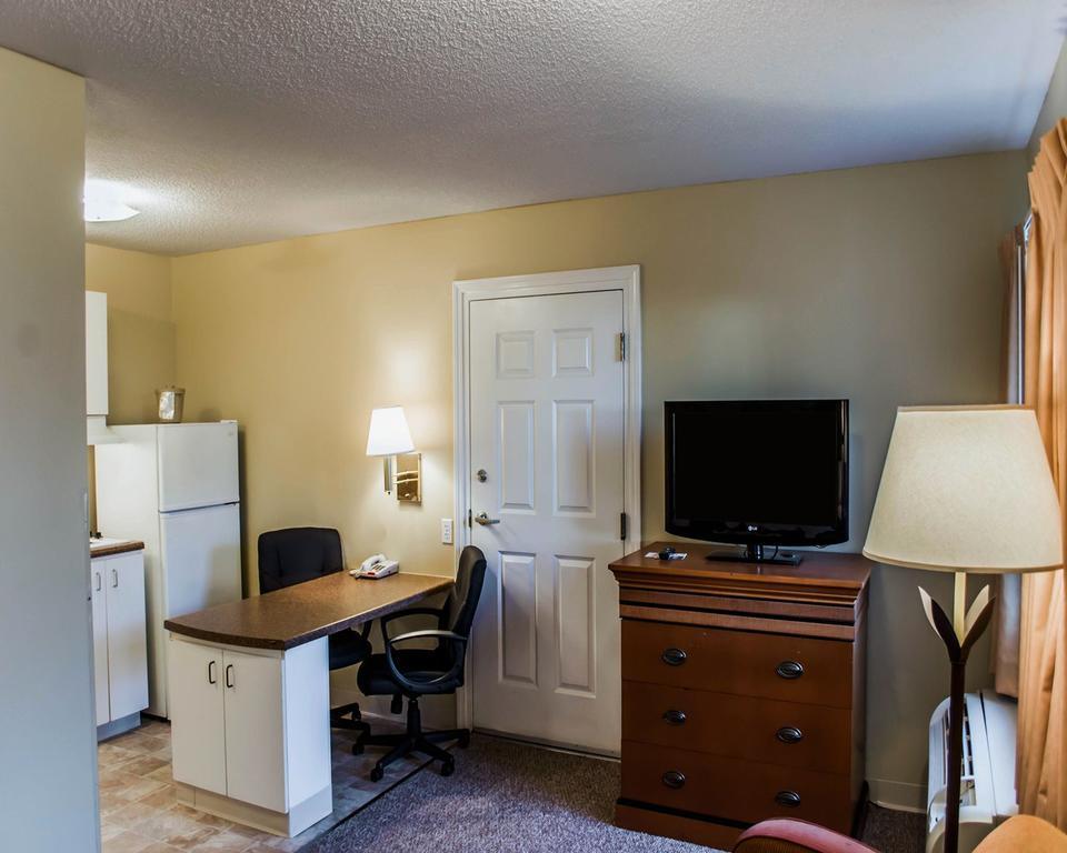 Suburban Extended Stay Hotel Naval Base Area Warrington Esterno foto
