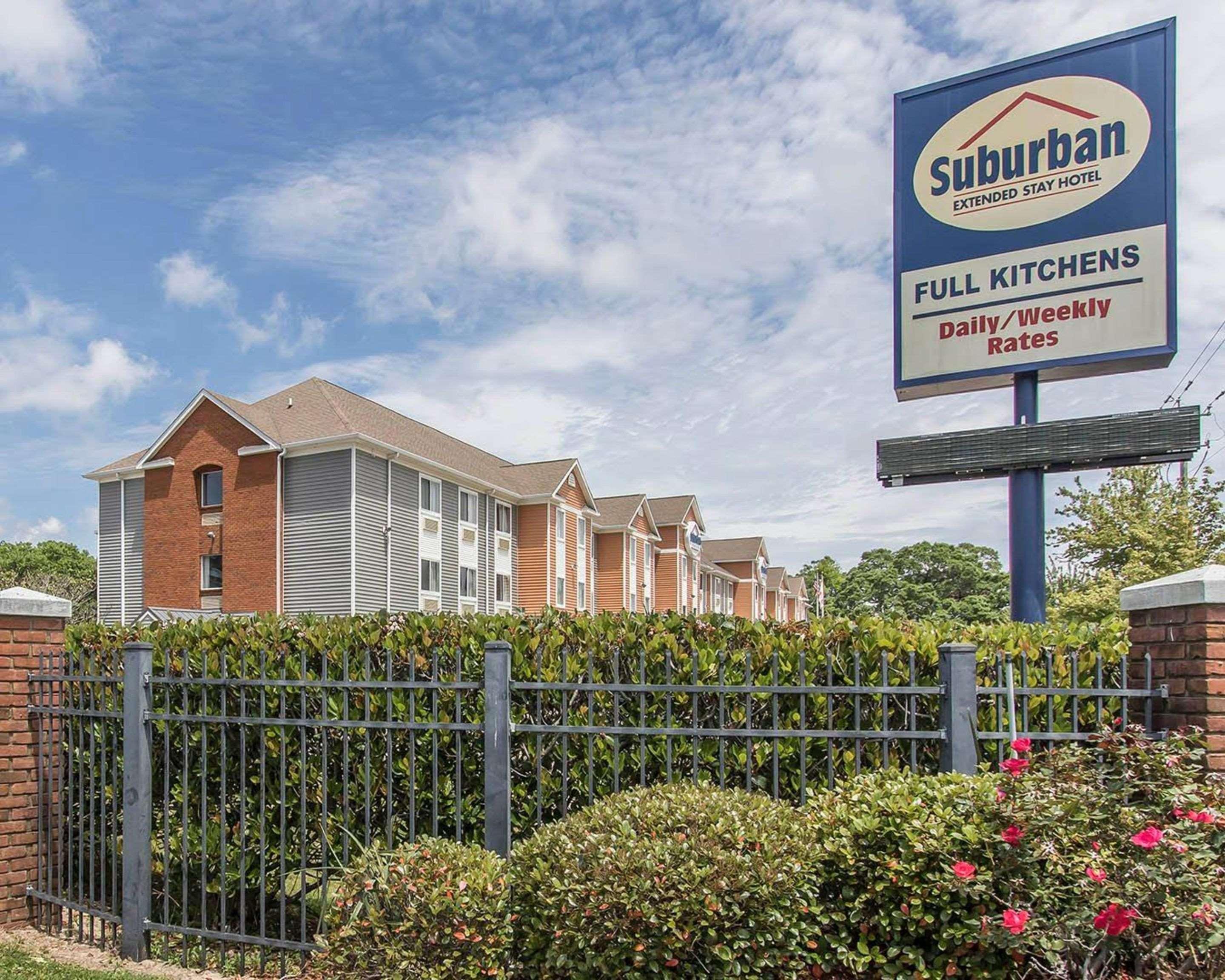 Suburban Extended Stay Hotel Naval Base Area Warrington Esterno foto