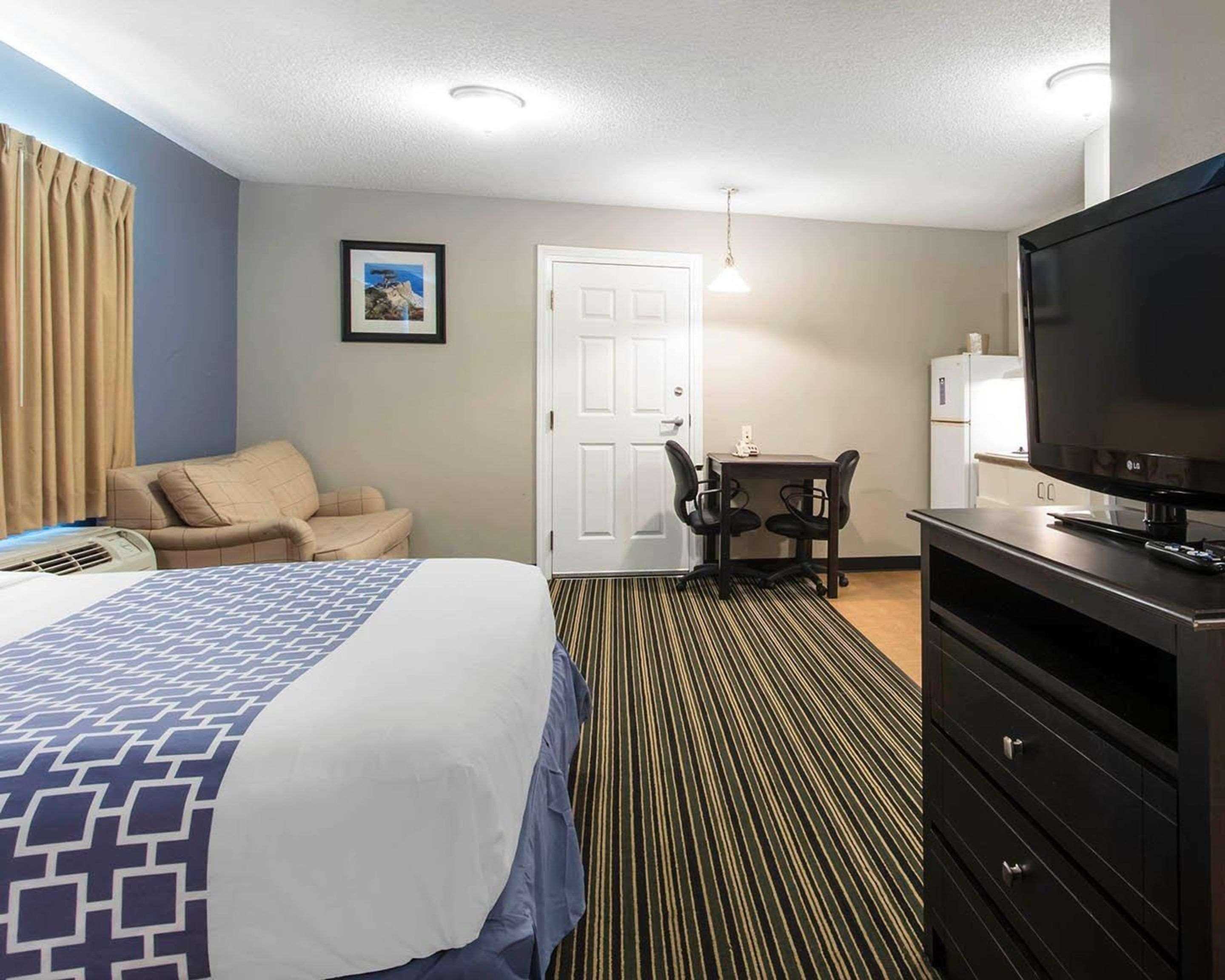 Suburban Extended Stay Hotel Naval Base Area Warrington Esterno foto