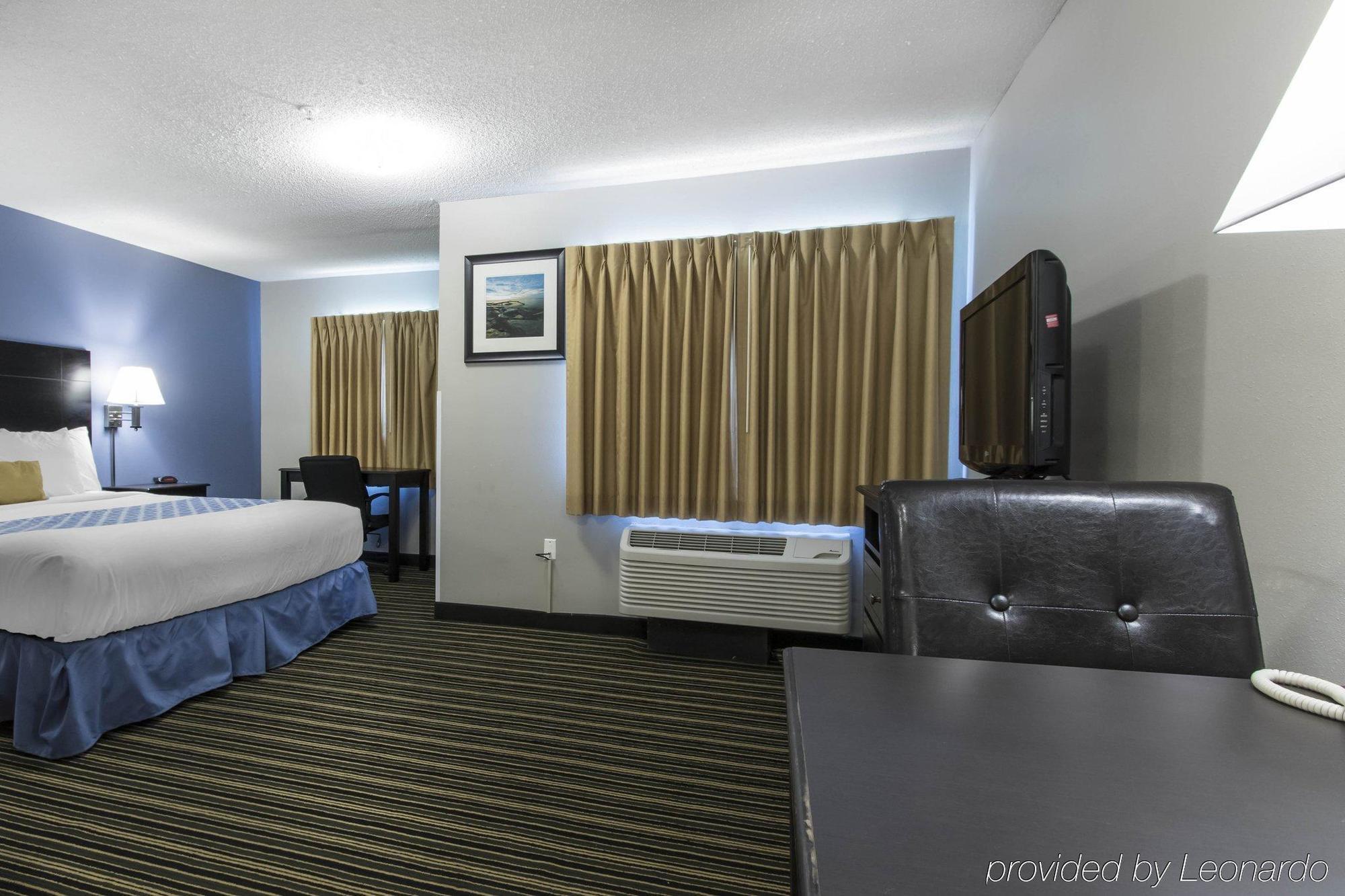 Suburban Extended Stay Hotel Naval Base Area Warrington Esterno foto