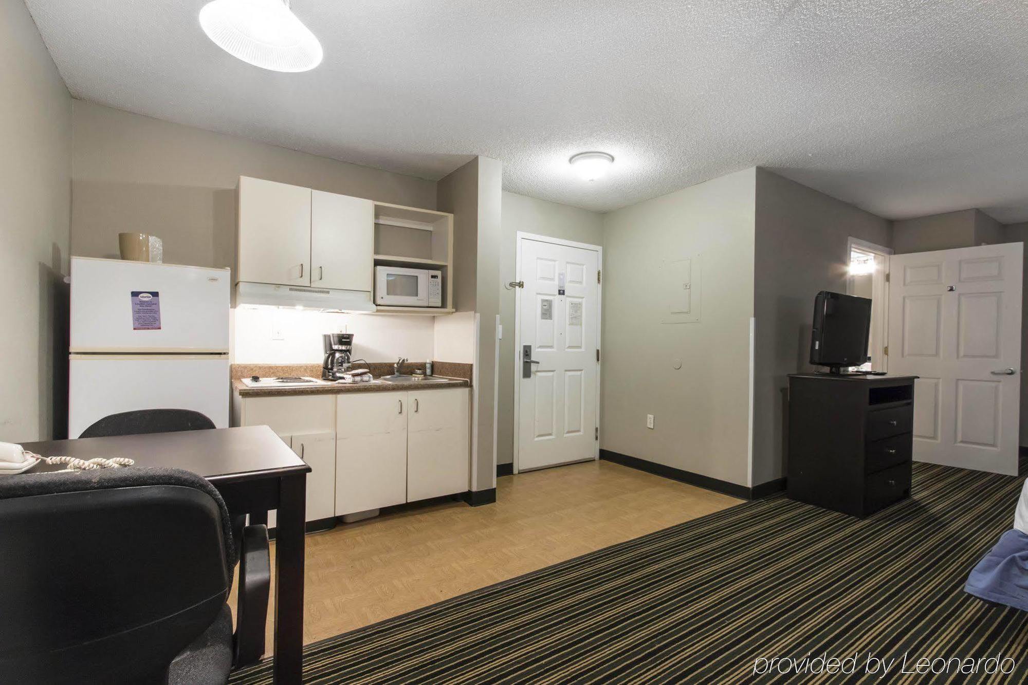 Suburban Extended Stay Hotel Naval Base Area Warrington Esterno foto